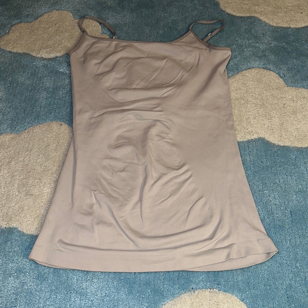 Bisou Bisou Tank Top 🧘🏻‍♀️ size M